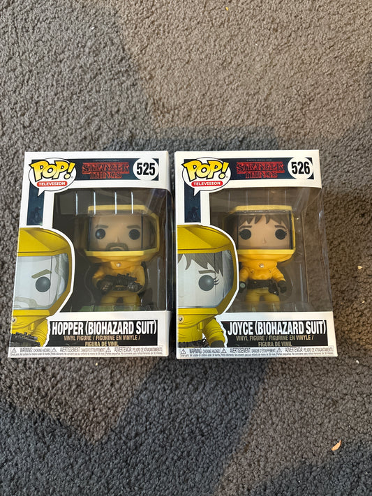 Pop - Biohazard suit Hopper & Joyce